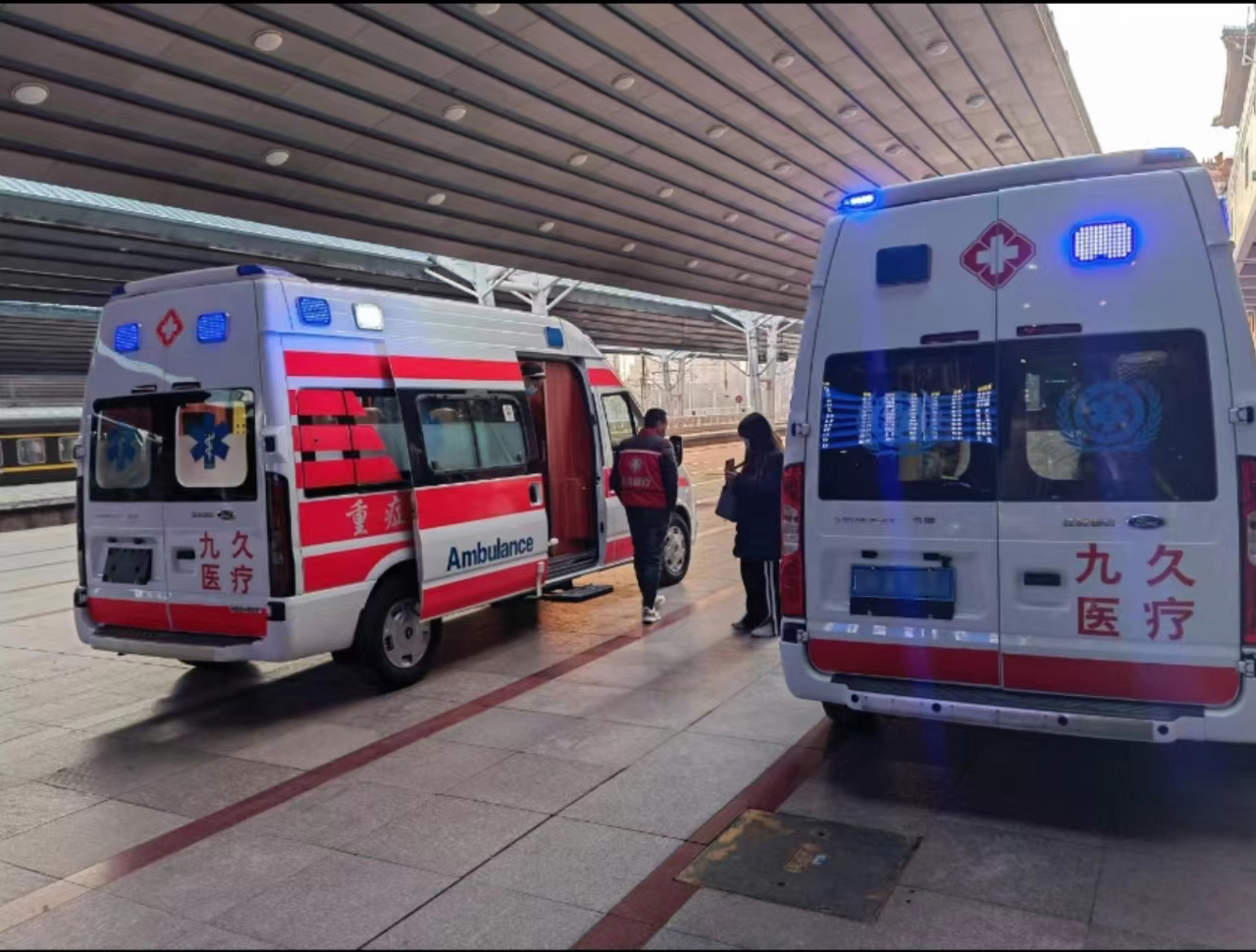 翁源县救护车长途转运